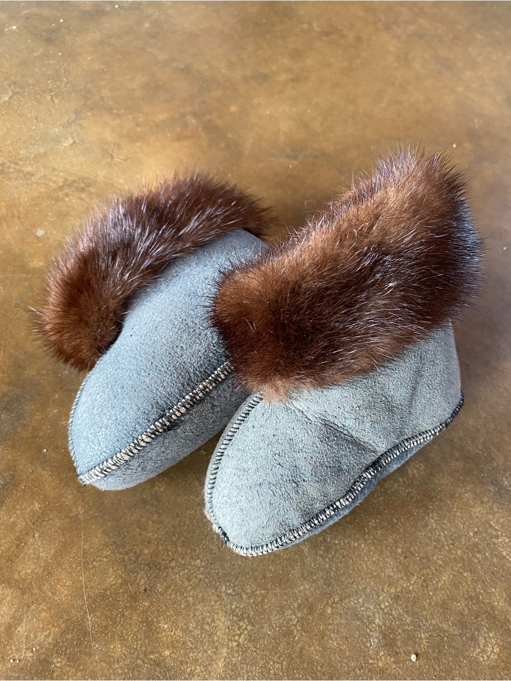 Newborn 0-3M Leather Suede Handcrafted Moccasin Boots Mink Fur Trim